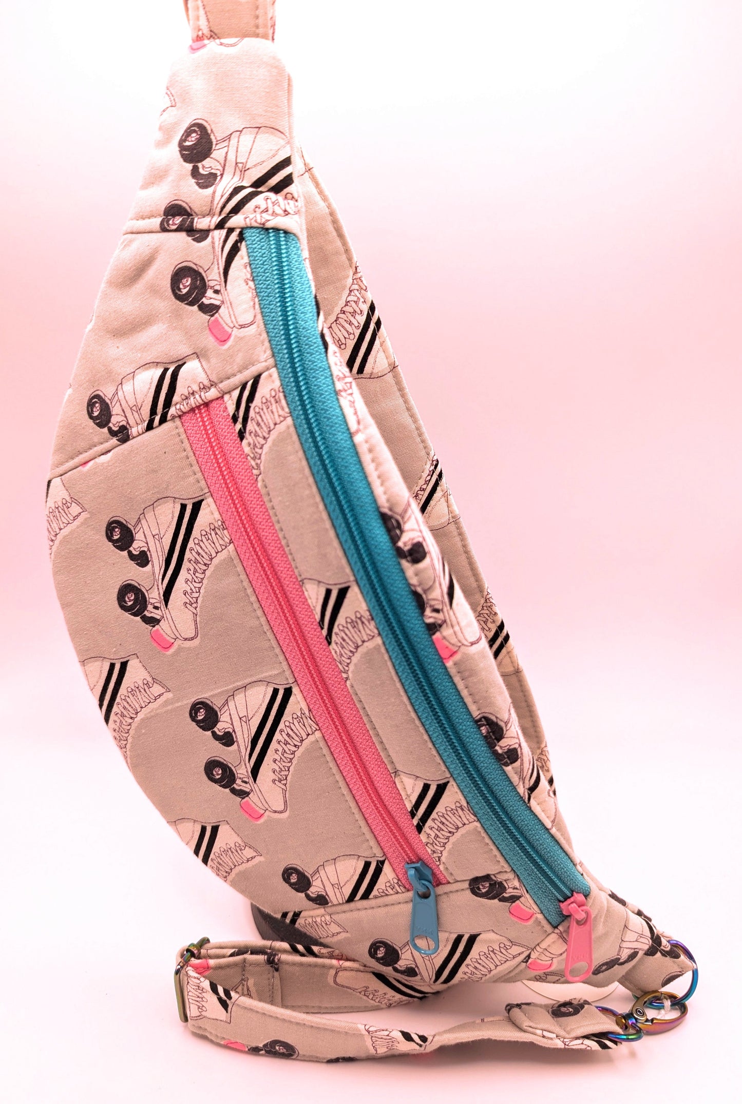 Retro Rollerskates Bum Bag